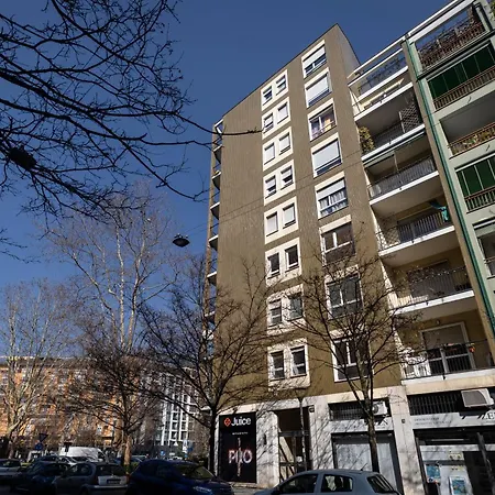 Moderno Bilocale In Zona Monumentale-cenisio Апартаменты